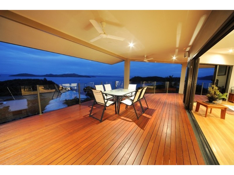 7 Shutehaven Close, Shute Harbour QLD 4802