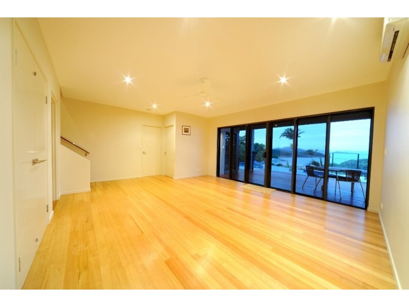 7 Shutehaven Close, Shute Harbour QLD 4802