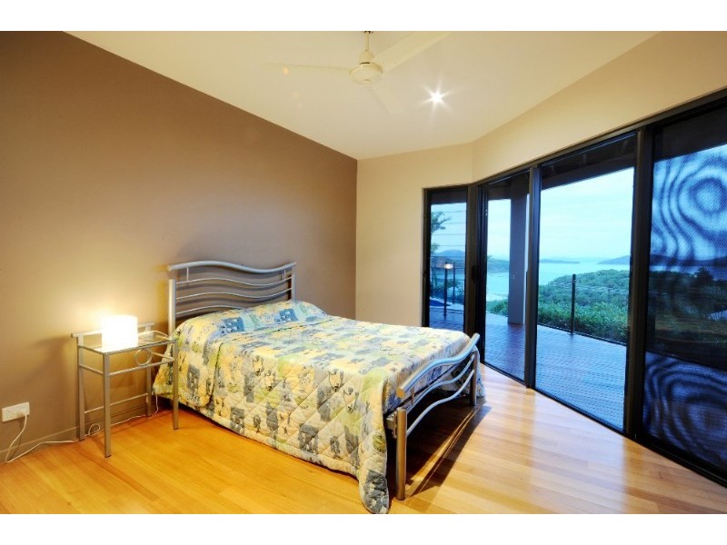 7 Shutehaven Close, Shute Harbour QLD 4802