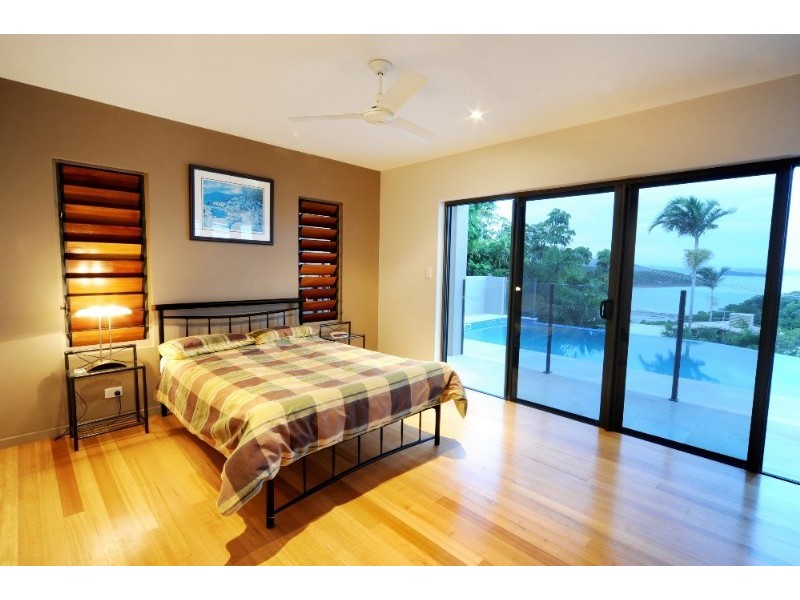 7 Shutehaven Close, Shute Harbour QLD 4802