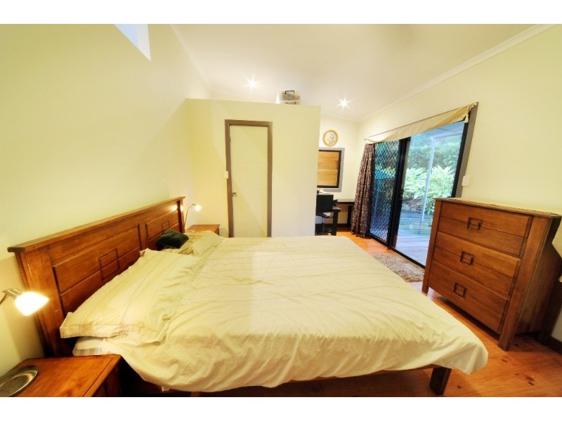 64 Valley Drive, Cannonvale QLD 4802