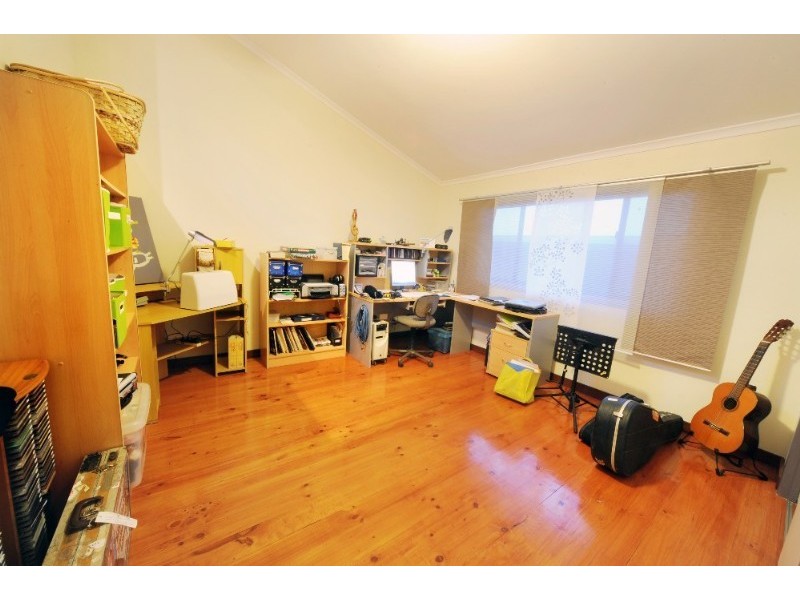 64 Valley Drive, Cannonvale QLD 4802