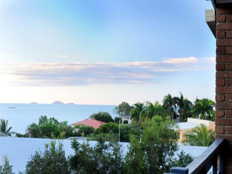 17/2 Lewis Street, Airlie Beach QLD 4802