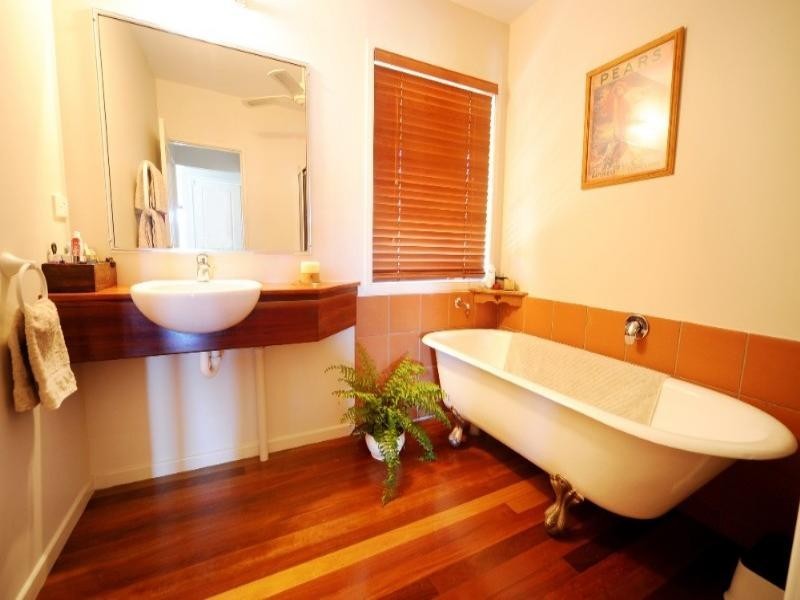 5 Mazlin Street, Airlie Beach QLD 4802