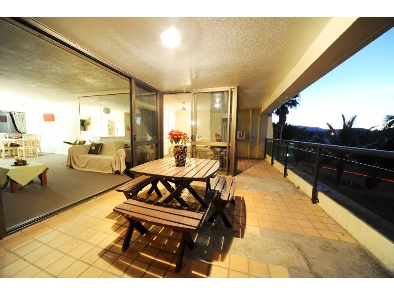 5/2 Eshelby Drive, Cannonvale QLD 4802