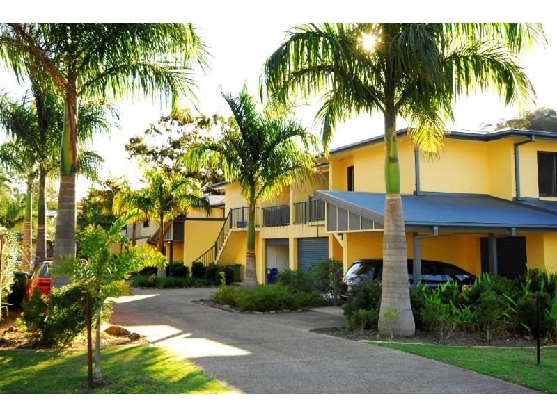 10/16 Beach Road, Cannonvale QLD 4802