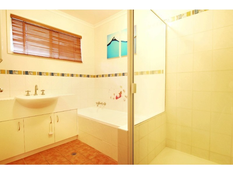 1 Olsen Place, Jubilee Pocket QLD 4802