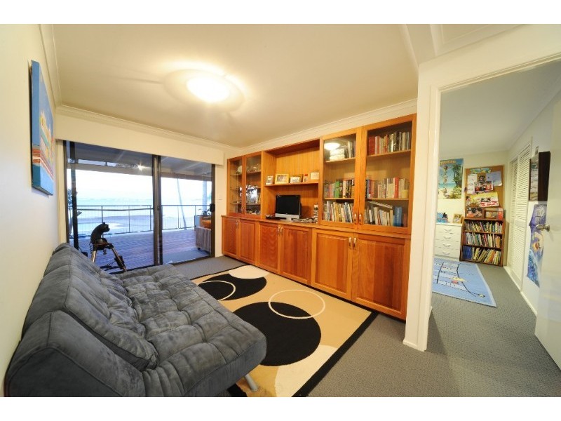 30 Coral Esplanade, Cannonvale QLD 4802