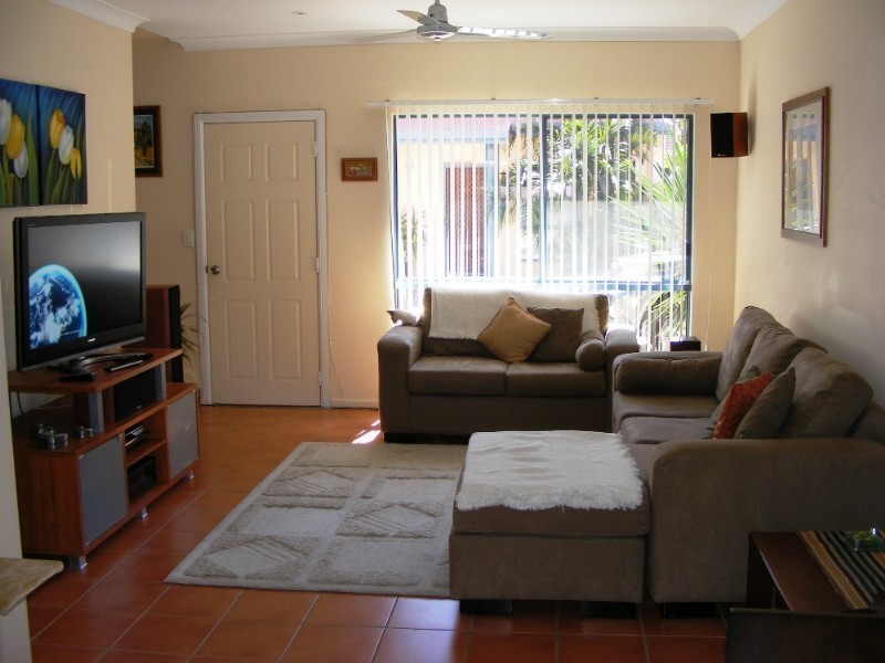 7/12 Erromango Drive, Jubilee Pocket QLD 4802