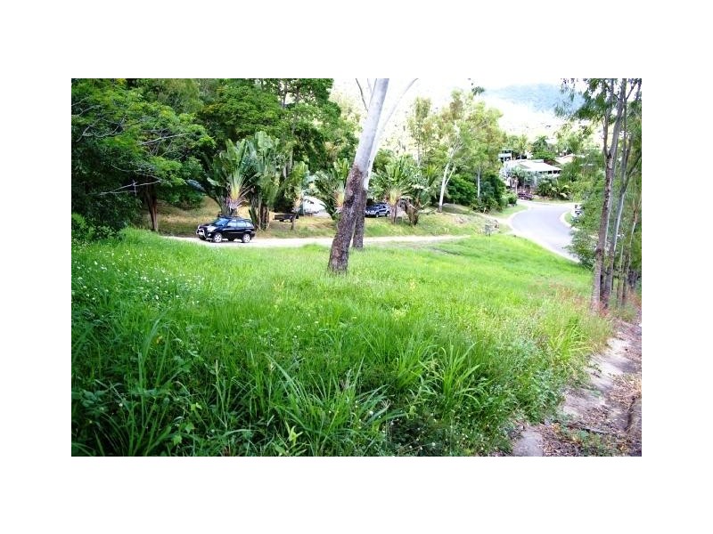 19 Jones Road, Cannonvale QLD 4802