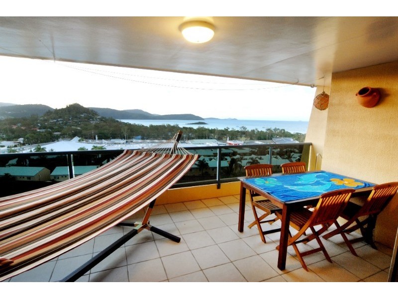 135/4 Eshelby Drive, Cannonvale QLD 4802