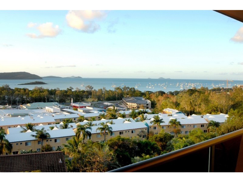 135/4 Eshelby Drive, Cannonvale QLD 4802
