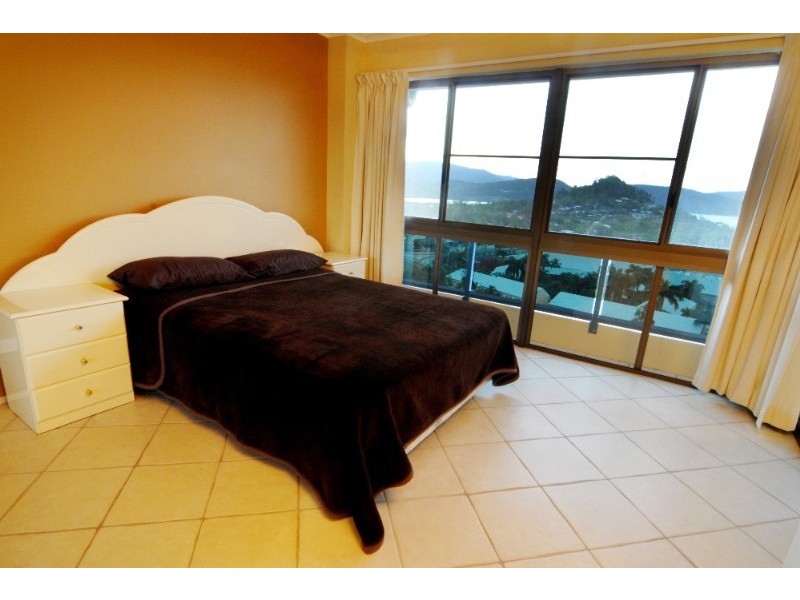 135/4 Eshelby Drive, Cannonvale QLD 4802