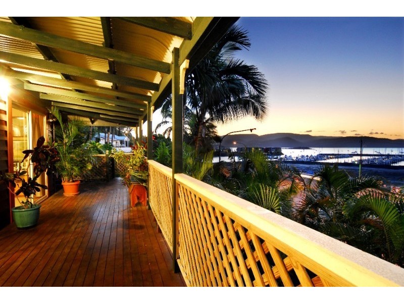 7 Airlie Crescent, Airlie Beach QLD 4802