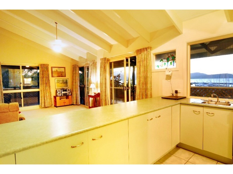 7 Airlie Crescent, Airlie Beach QLD 4802