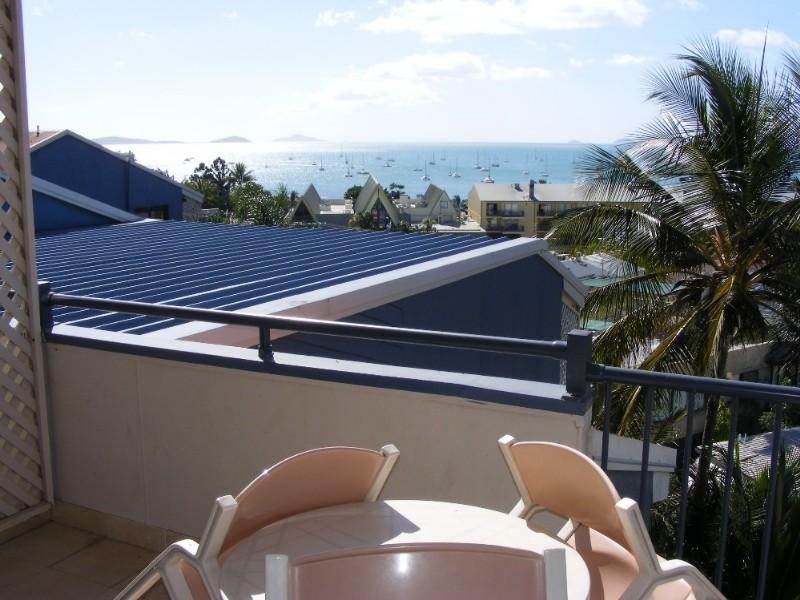 22/22a Golden Orchid Drive, Airlie Beach QLD 4802