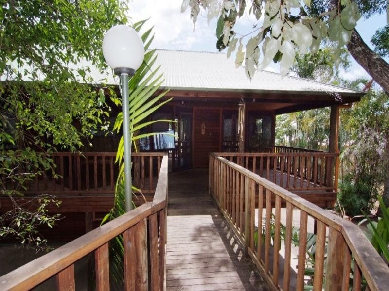 8 Sandpiper Crescent, Jubilee Pocket QLD 4802