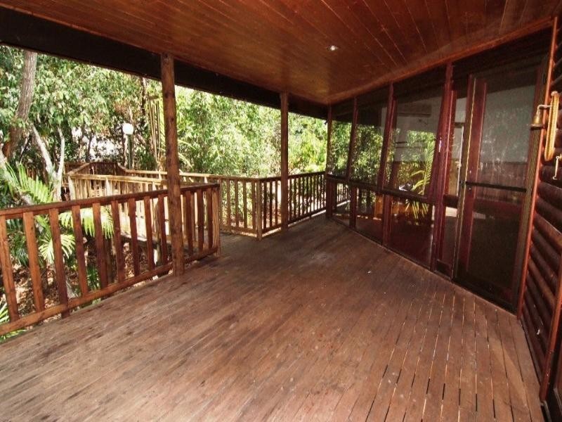 8 Sandpiper Crescent, Jubilee Pocket QLD 4802