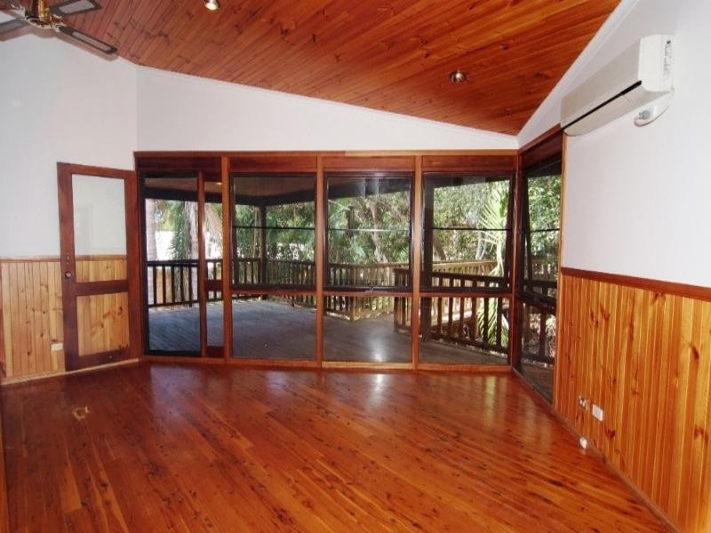 8 Sandpiper Crescent, Jubilee Pocket QLD 4802