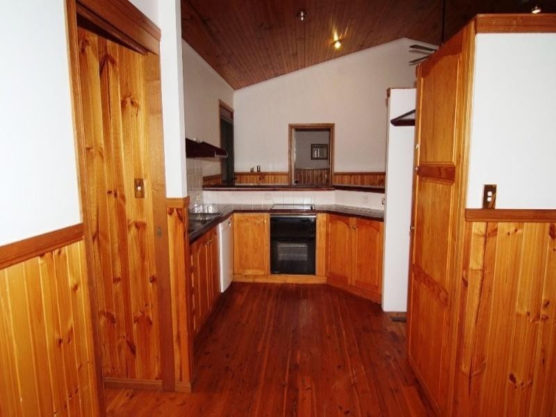 8 Sandpiper Crescent, Jubilee Pocket QLD 4802