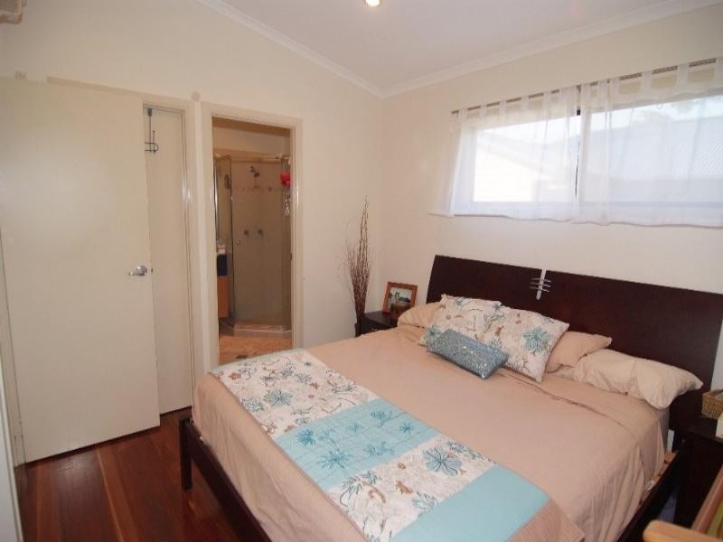 122 Shute Harbour Road, Cannonvale QLD 4802