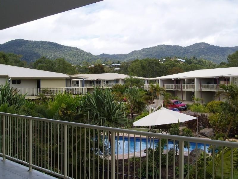 24/21 Shute Harbour Road, Cannonvale QLD 4802