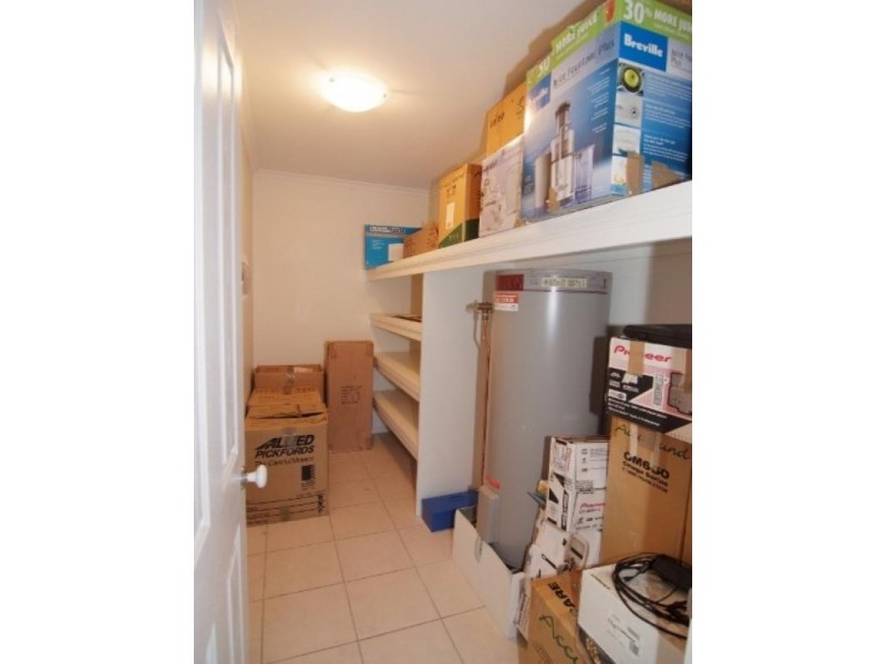 15/16 Beach Road, Cannonvale QLD 4802