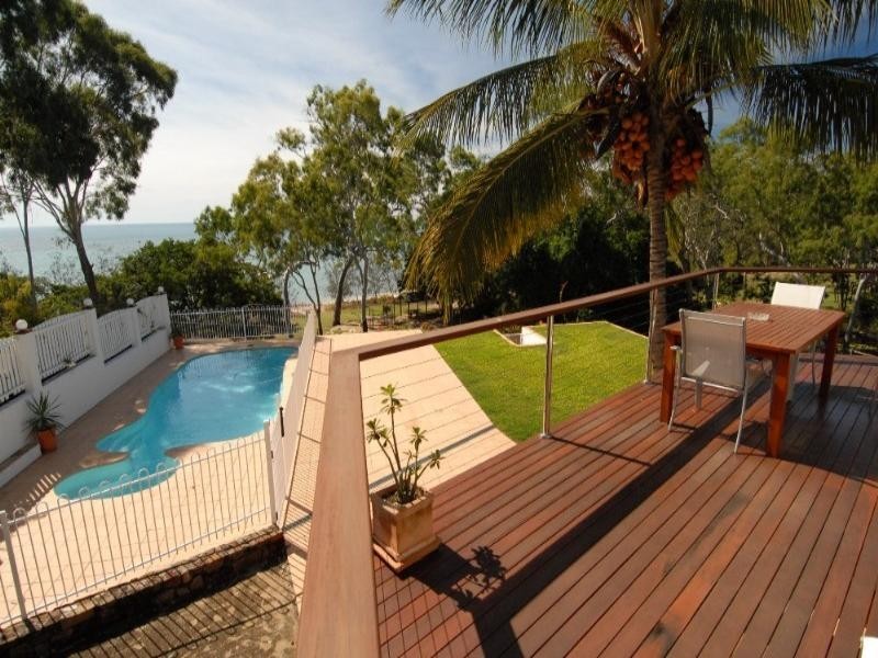 12 Gloucester Avenue, Hideaway Bay QLD 4800