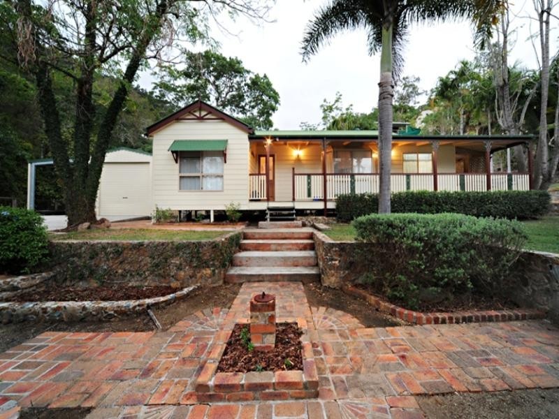 20 Eshelby Drive, Cannonvale QLD 4802