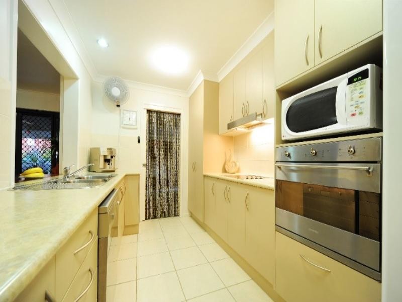 22 Links Drive, Cannonvale QLD 4802
