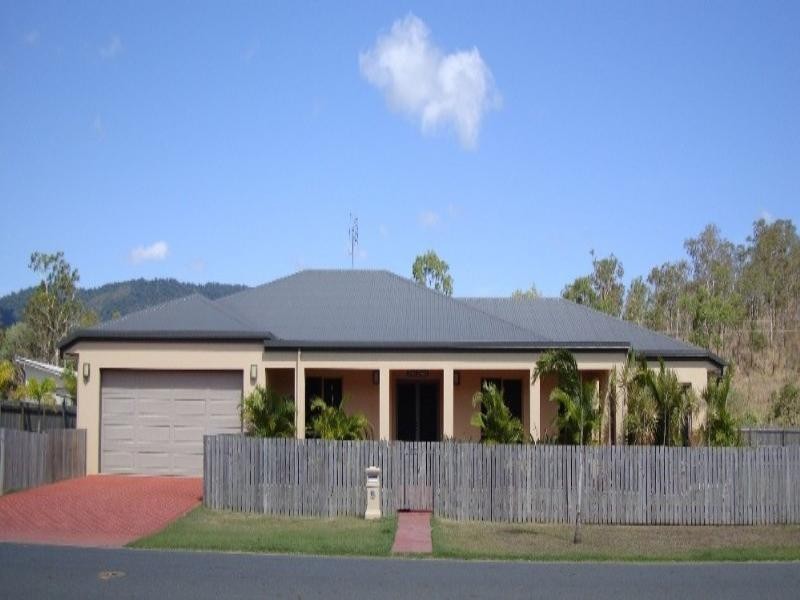 82 Galbraith Park Drive, Cannonvale QLD 4802