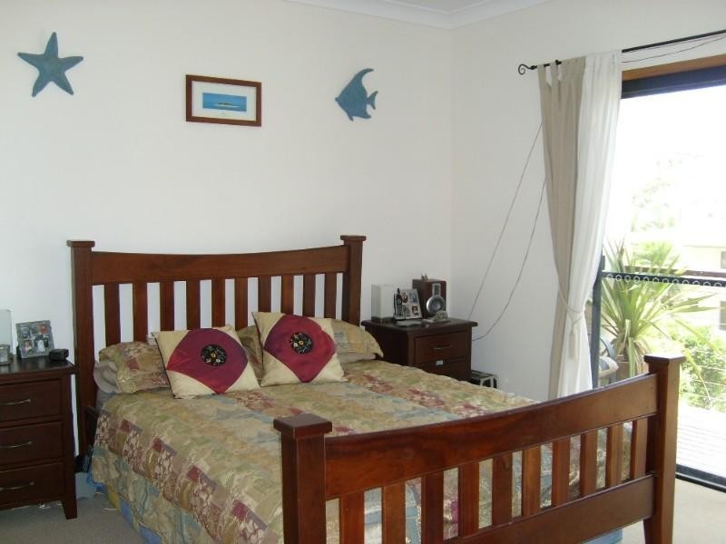 18 Stewart Drive, Cannonvale QLD 4802