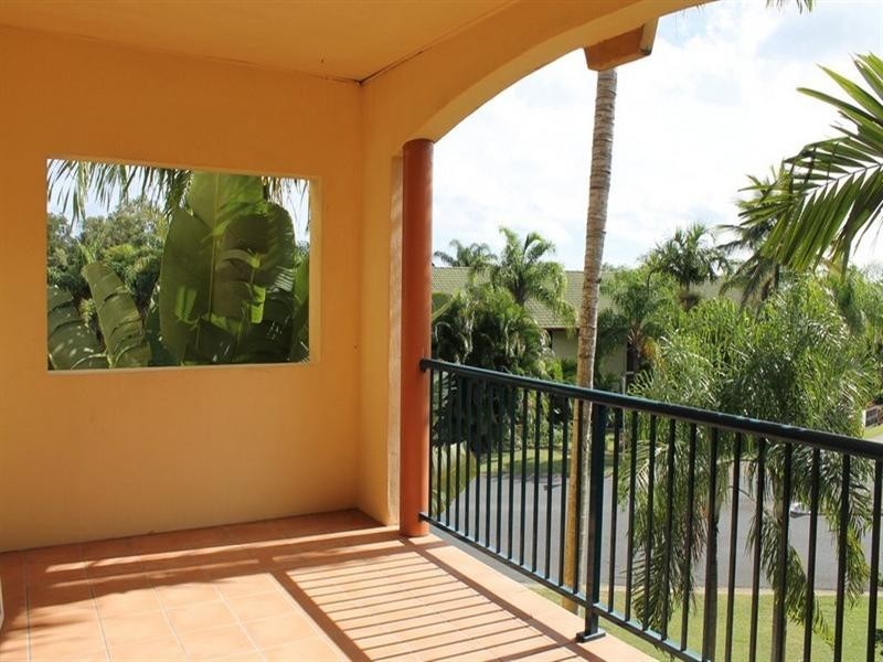 19/24 Island Drive, Cannonvale QLD 4802