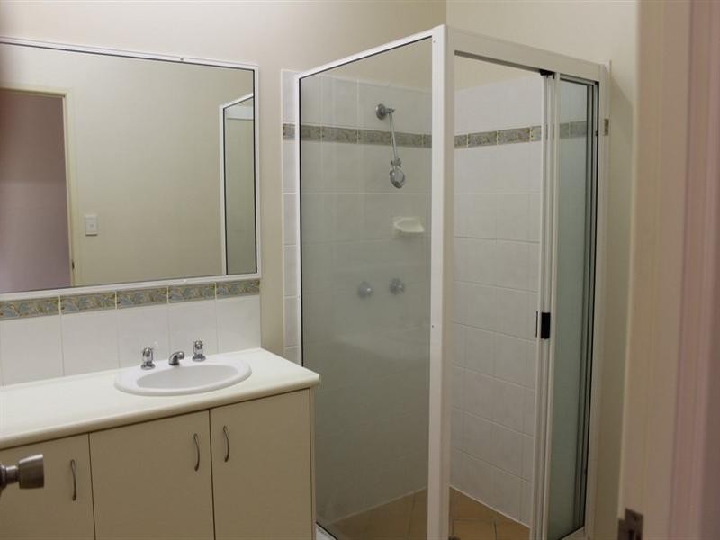 19/24 Island Drive, Cannonvale QLD 4802