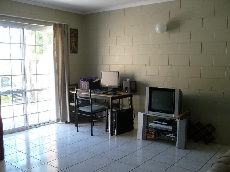 1/11 Island Drive, Cannonvale QLD 4802
