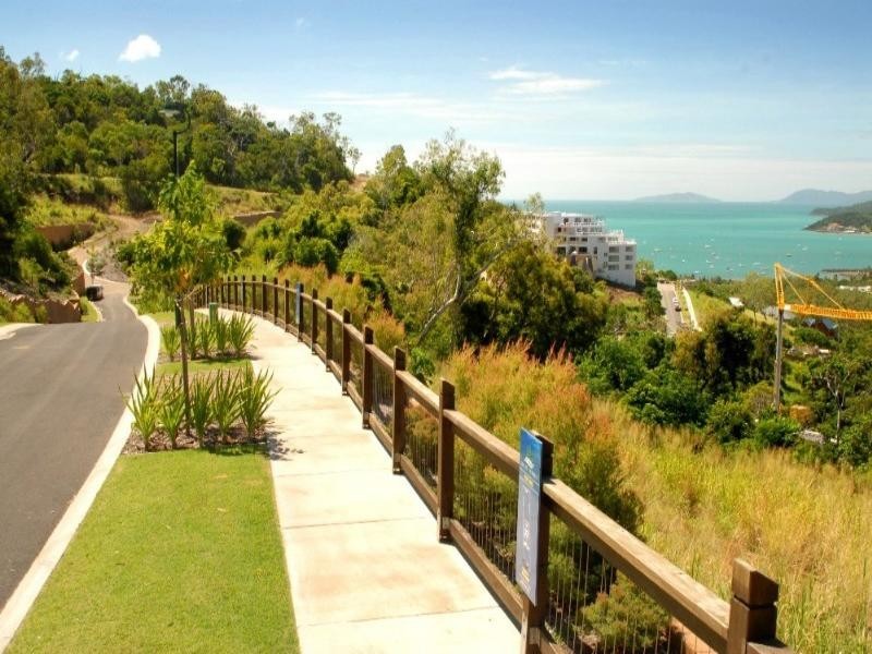 9 Cumberland Court, Airlie Beach QLD 4802