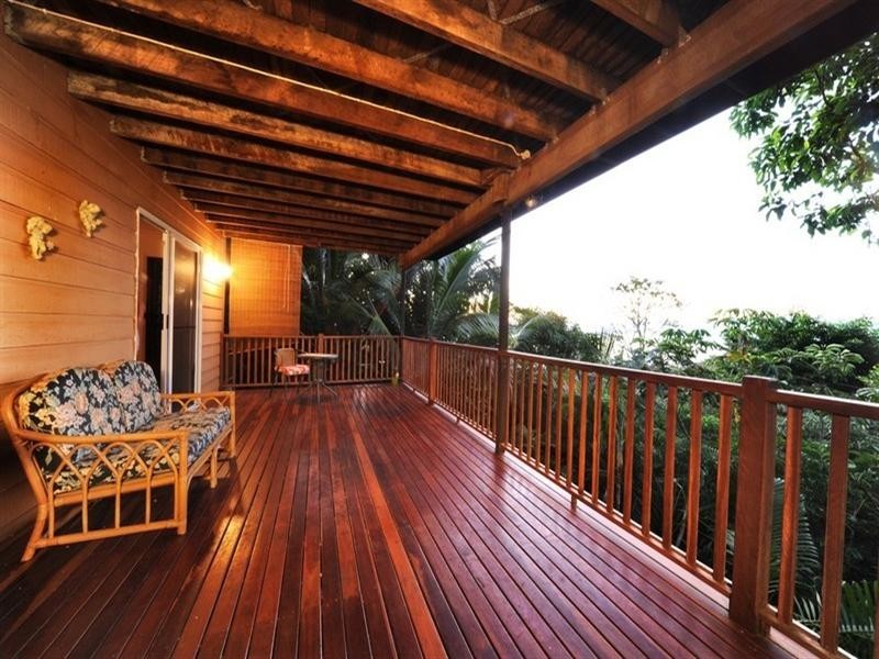 23 Woodwark Crescent, Cannonvale QLD 4802