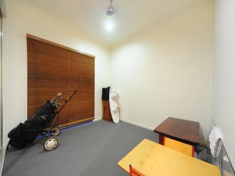10 Johnquill Court, Cannonvale QLD 4802