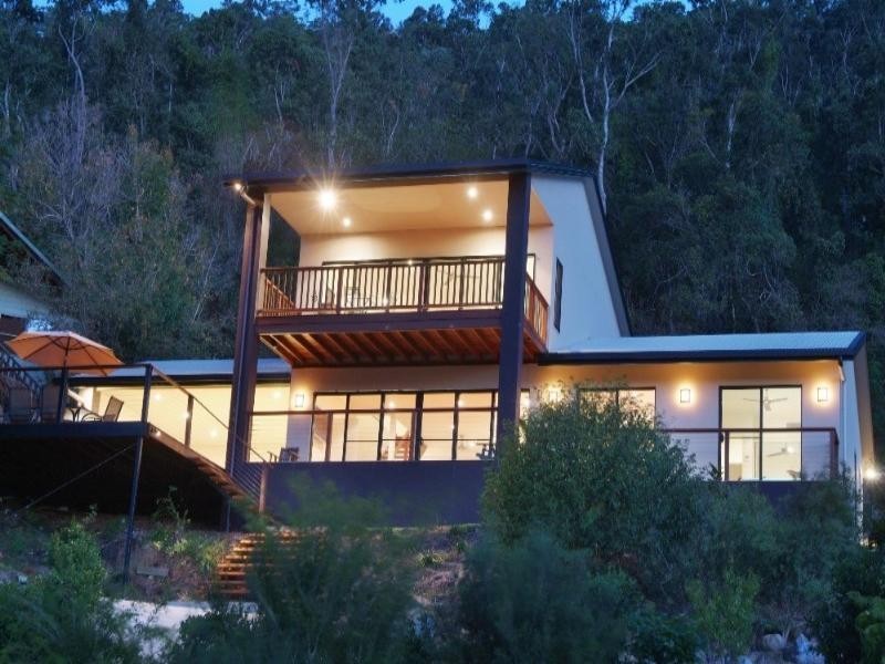 Cannonvale QLD 4802