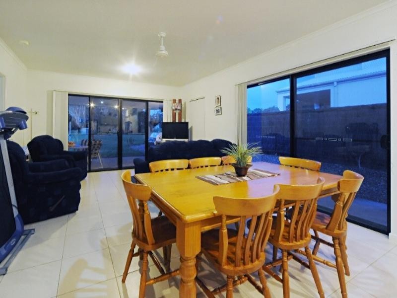 83 Abell Road, Cannonvale QLD 4802
