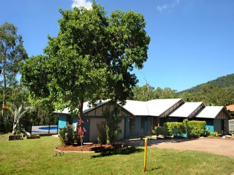 61 Parkwood Terrace, Cannonvale QLD 4802