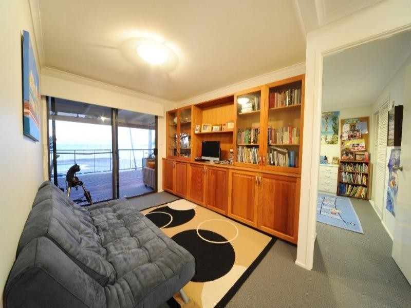 30 Coral Esplanade, Cannonvale QLD 4802