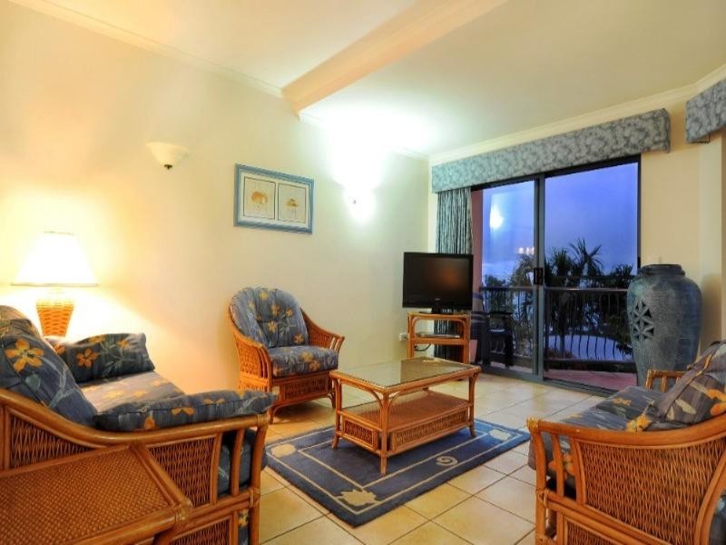 4/2 Nara Avenue, Airlie Beach QLD 4802