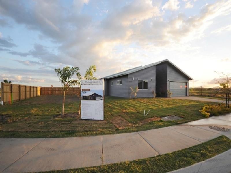 30 Blue Gum Street, Proserpine QLD 4800
