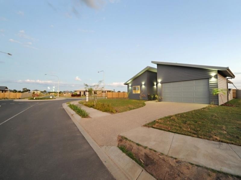 30 Blue Gum Street, Proserpine QLD 4800