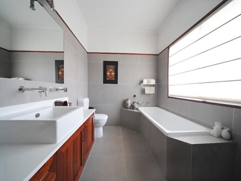68 Galbraith Park Drive, Cannonvale QLD 4802