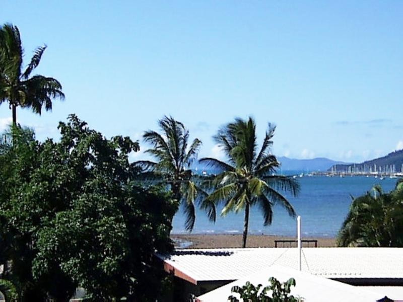 Cannonvale QLD 4802