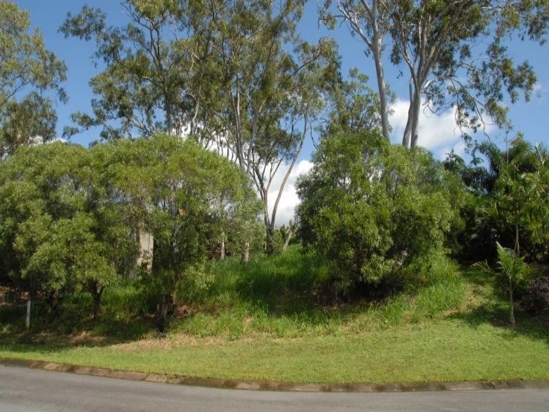 5 Dixon Place, Cannonvale QLD 4802