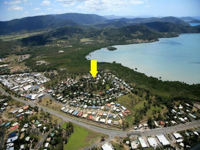 5 Dixon Place, Cannonvale QLD 4802