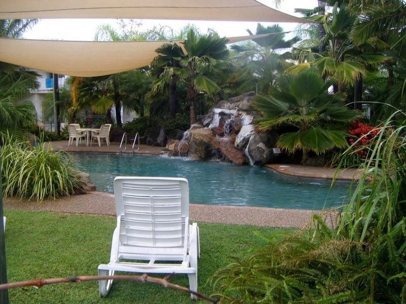 16/24 Pandanus Drive, Cannonvale QLD 4802